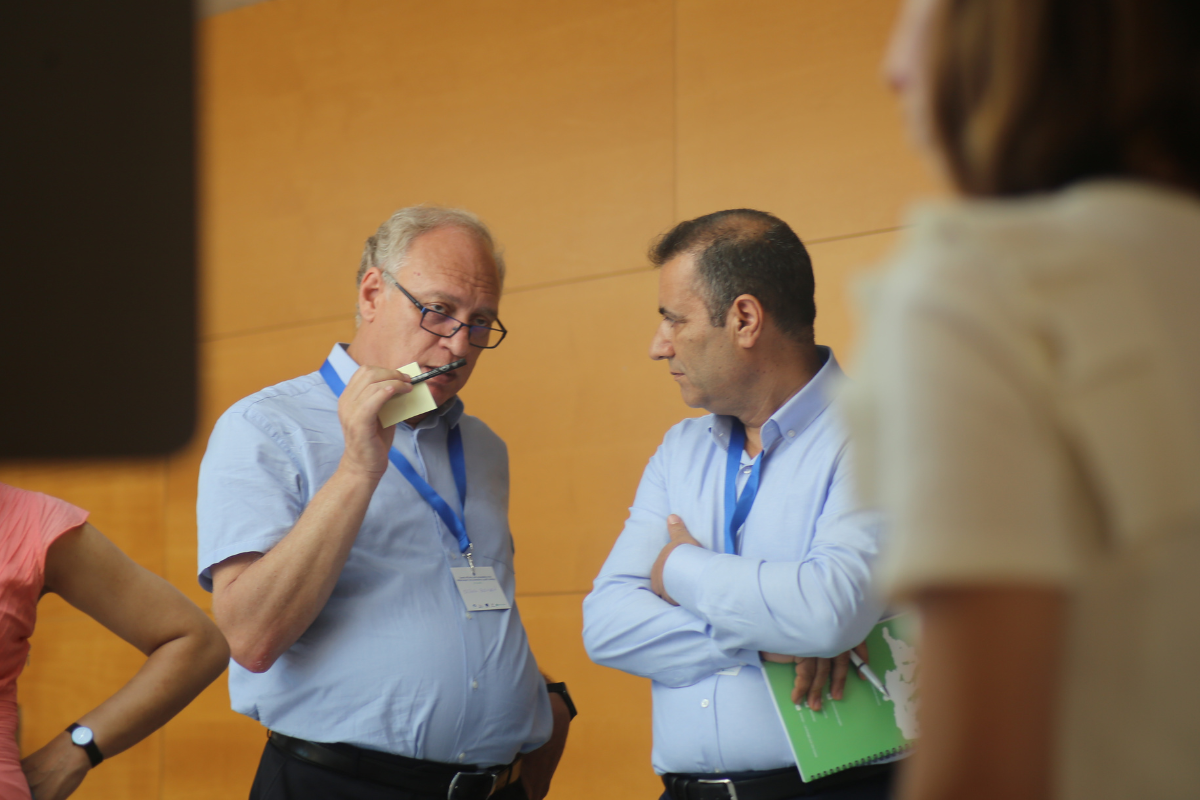Fostering collaboration between public and private sector